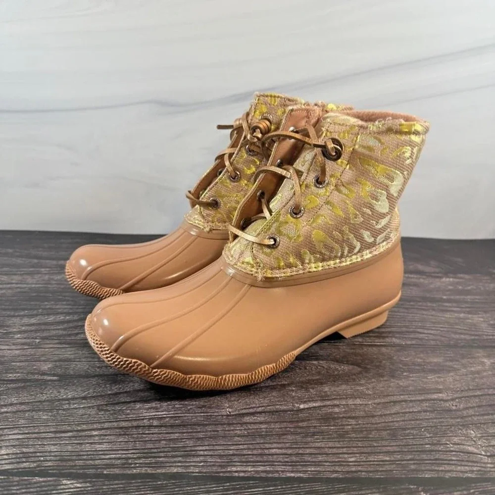 Sperry rain boots. Women's 6.5